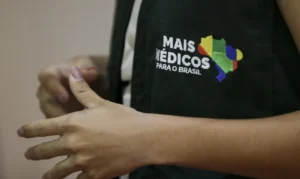 mais-medicos-alcanca-quase-80-por-cento-dos-municipios-de-ate-52-mil-pessoas-o-programa-mais-medicos-foi-restabelecido-em-2023-com-o-governo-lula-marcelo-camargo-agencia-brasil-tvt-news