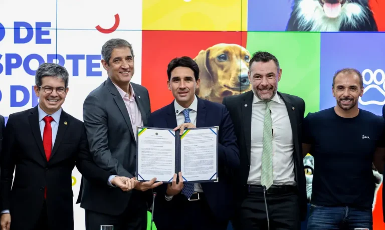 governo-anuncia-novas-regras-para-transporte-aereo-de-pets