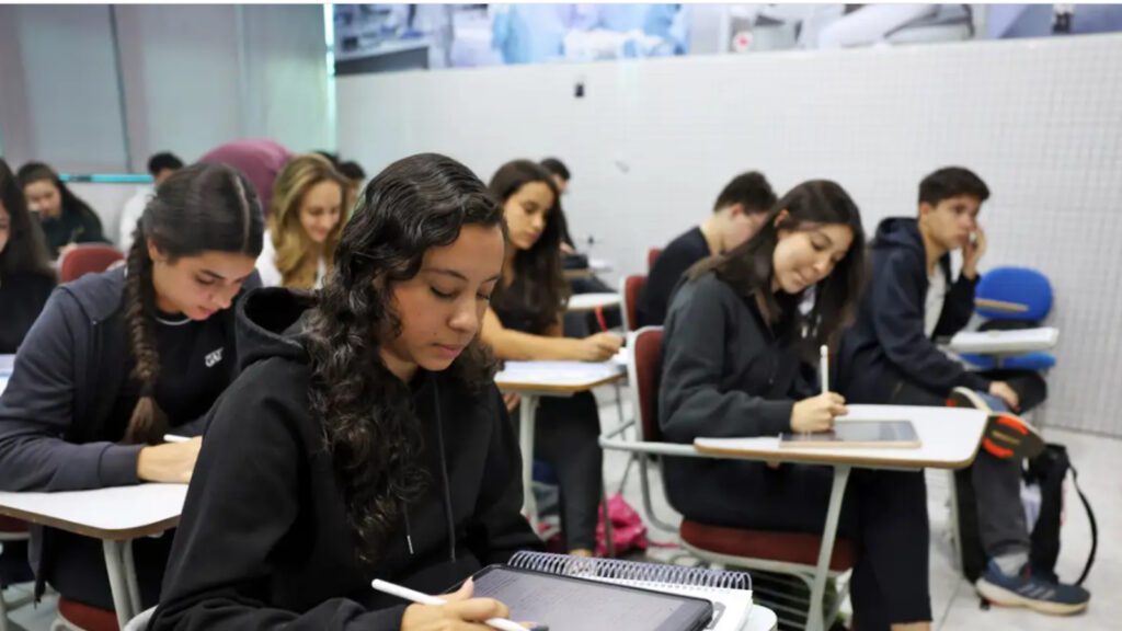 enem-oportunidade-alunos-baixa-renda-foto-agencia-brasil-tvt-news