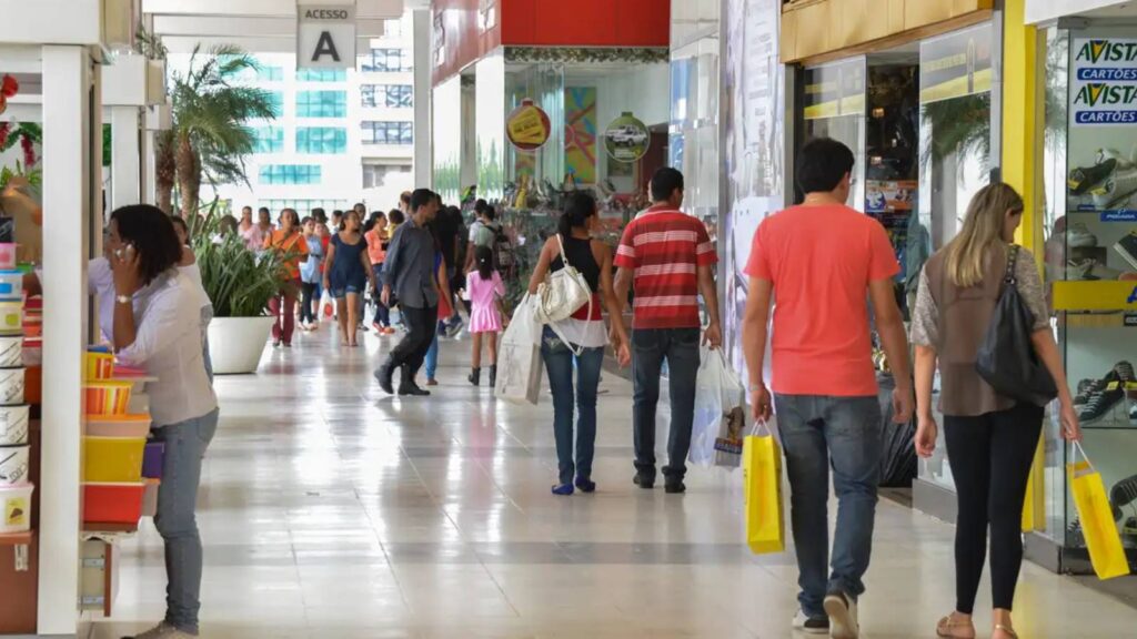 varejo-tera-alta-superior-a-9-em-2024-com-o-aumento-do-consumo-a-quantidade-de-lojas-teve-um-incremento-de-3-7-foto-valter-campanato-abr-tvt-news