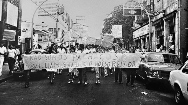 diretas-ja-na-unesp-ha-40-anos-universidade-se-mobilizava-pela-escolha-do-reitor-um-dos-lemas-era-diretas-urgentes-para-reitor-e-presidente-foto-divulgacao-tvt-news