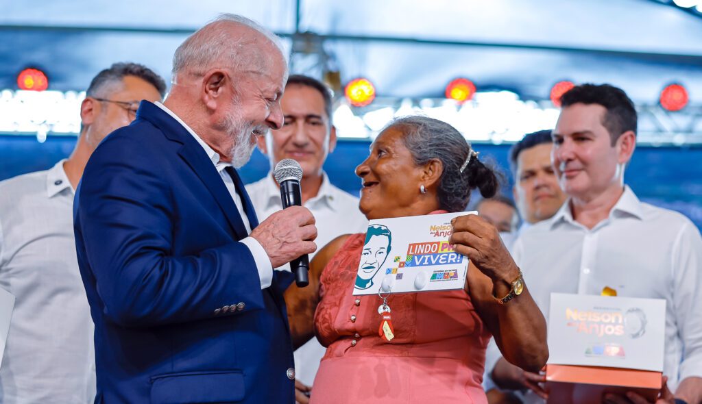 presidente-lula-durante-cerimonia-de-celebracao-da-doacao-da-area-de-patrimonio-da-uniao-gleba-cumau-(area-j)-ao-governo-do-estado-do-amapa-e-de-anuncio-da-entrega-do-conjunto-habitacional-nelson-dos-anjos-foto-ricardo-stuckert-pr-tvt-news