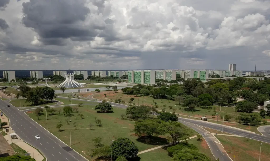 prefeitos-irao-se-reunir-em-brasilia-a-partir-de-amanha-meta-e-aproximar-prefeituras-e-orgaos-governamentais-foto-rafa-neddermeyer-agencia-brasil-tvt-news