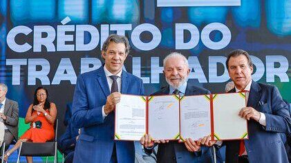 credito-do-trabalhador-fornece-emprestimos-mais-baratos-com-garantia-do-fgts-haddad-lula-e-luiz-marinho-no-lancamento-do-programa-credito-ao-trabalhador-foto-ricardo-stucket-pr-tvt-news