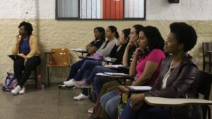 mais-de-100-cursinhos-populares-terao-investimento-do-governo-investimento-inicial-do-governo-federal-em-cursinhos-populares-sera-de-24-8-milhoes-para-o-ciclo-de-2025-a-2026-foto-rovena-rosa-agencia-brasil-tvt-news