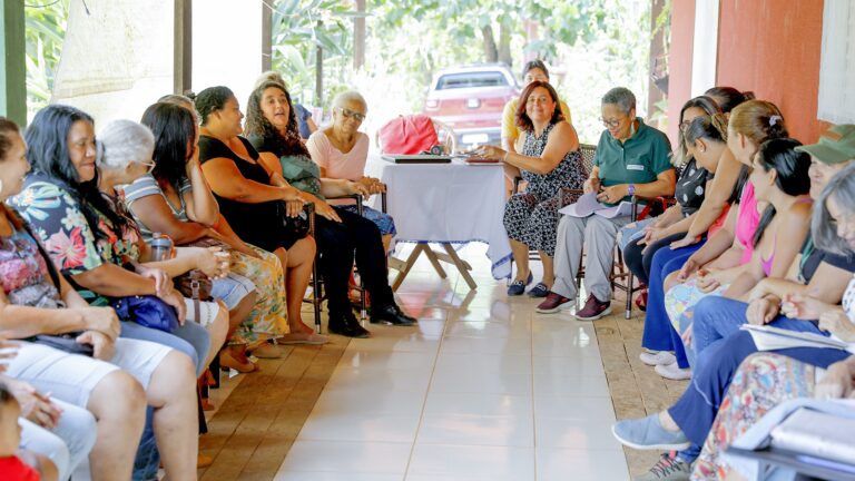 dupla-jornada-como-a-sobrecarga-afeta-a-saude-mental-das-mulheres-rodas-de-terapia-levam-acolhimento-para-mulheres-foto-lucio-bernardo-jr-agencia-brasilia-tvt-news