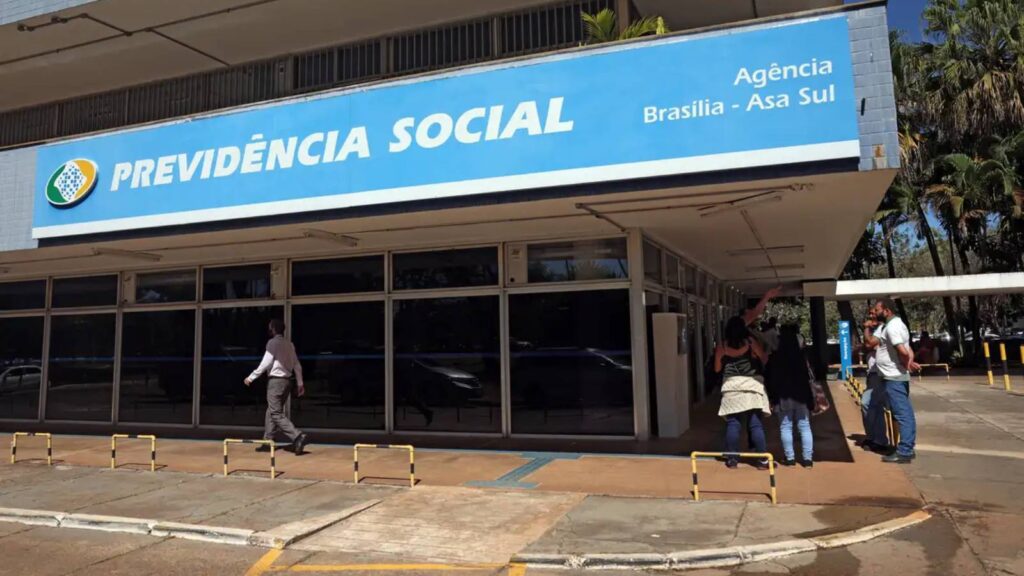 governo-retoma-bonus-de-produtividade-para-reduzir-filas-do-inss--programa-e-voltado-para-processos-que-ja-tenham-estourado-prazo-inicial--tvt-news