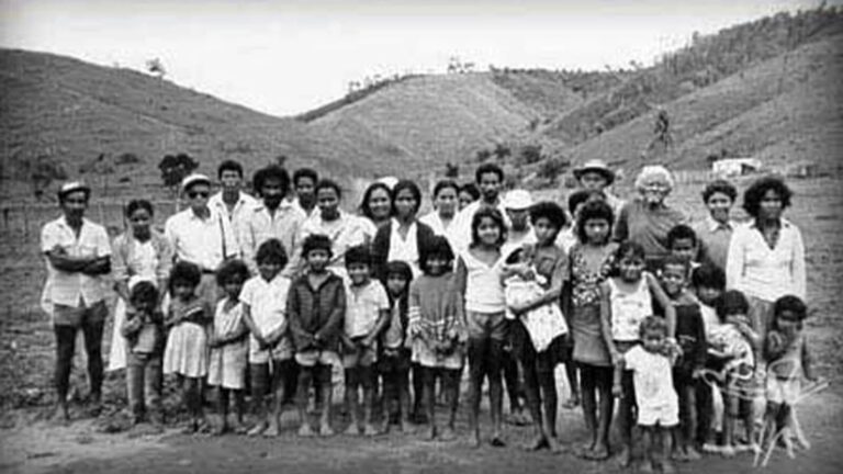 justica-mantem-sentenca-condena-estado-por-danos-contra-indigenas-krenak-familias-krenak-na-fazenda-guarani-apos-deslocamento-forcado-ligia-simonian-conselho-indigenista-missionario-cimi-tvt-news