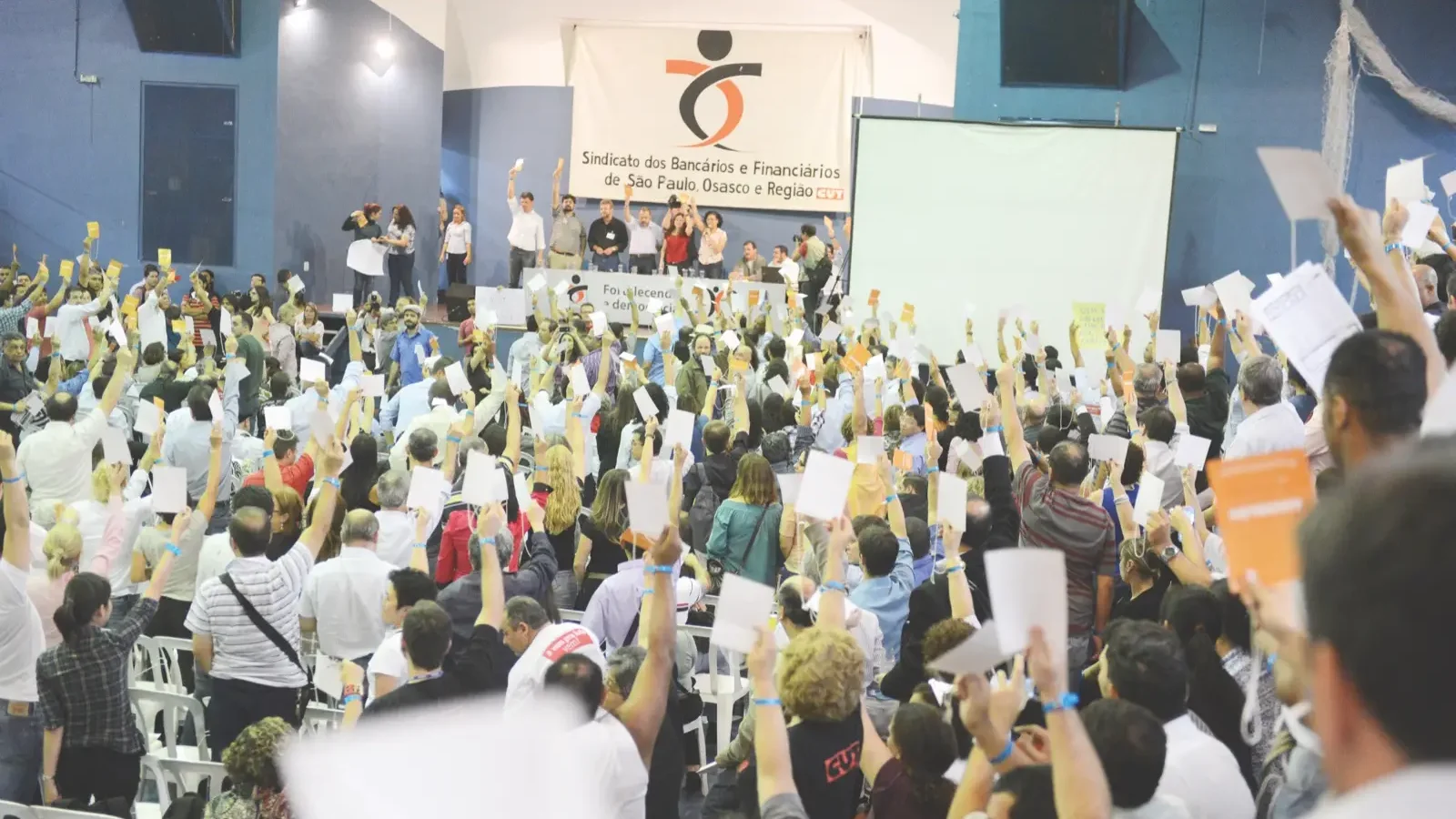 sindicato-dos-bancarios-de-sp-completa-102-anos-e-a-uniao-dos-trabalhadores-que-constroi-essa-trajetoria-de-mais-de-um-seculo-de-luta-diz-neiva-presidenta-do-sindicato-foto-arquivo-spbancarios-tvt-news