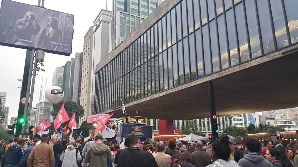 Assembleia de professores da rede estadual de SP aprova estado de greve; aulas estão mantidas até dia 9 1 assembleia-de-professores-da-rede-estadual-de-sp-aprova-estado-de-greve-mas-aulas-estao-mantidas-ate-dia-9-assembleia-dos-professores-da-rede-publica-decidiu-por-continuar-as-mobilizacoes-em-estado-de-greve-aulas-estao-mantidas-ate-dia-9-foto-ana-beatriz-alves-tvt-news-tvt-news