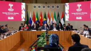 TVTNews 25 brasil-abre-evento-do-brics-pedindo-fim-de-guerras-e-tensoes-permanecemos-comprometidos-em-continuar-trabalhando-pela-paz-disse-chanceler-foto-fernando-frazao-agencia-brasil-tvt-news