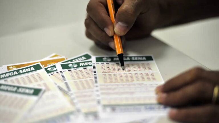 mega-sena-nao-tem-ganhador-e-premio-acumula-em-r-51-milhoes--125-apostas-acertaram-cinco-dezenas-e-irao-receber-r-26-421-84-cada--foto-marcello-casal-jr-abr-tvt-news