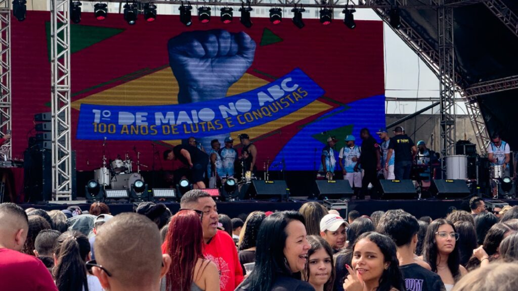 'Brasil está preparado para reduzir a jornada de trabalho', afirma ministro 5 1º-de-maio-foto-juliana-cardoso-tvt-news