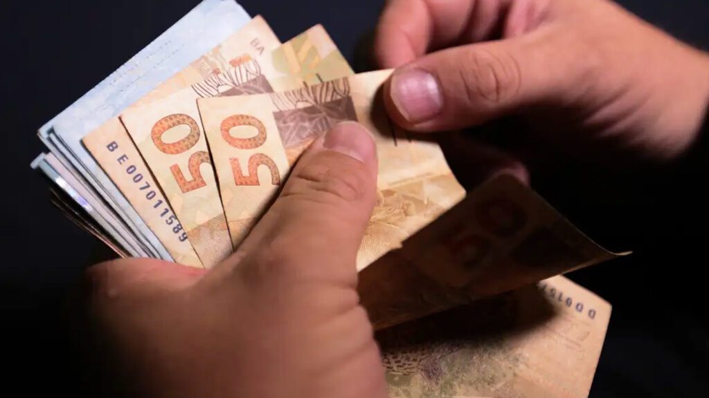 dia-do-pagamento-quando-sera-o-5-dia-util-de-maio-veja-todos-os-dias-de-pagamento-dos-proximos-meses-e-os-proximos-feriados-no-brasil-em-tvt-news-marcello-casal-jr-agencia-brasil-tvt-news