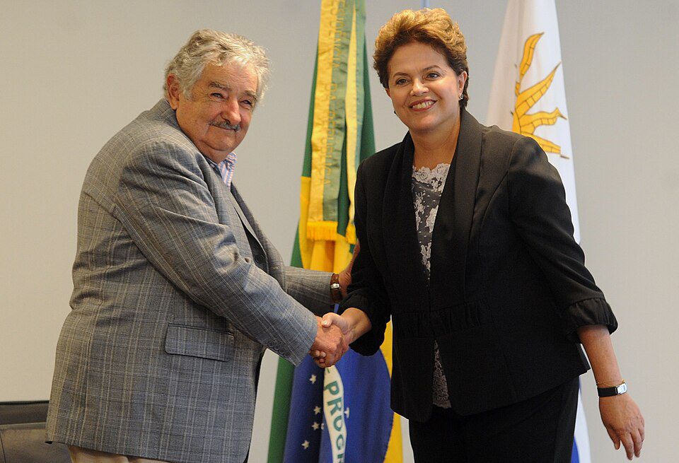 Líderes, políticos e movimentos lamentam morte de Mujica 4 pepe-mujica-jose-alberto-pepe-mujica-cordano-e-um-politico-da-esquerda-da-america-latina-e-agricultor-uruguaio-foi-presidente-do-uruguai-entre-2010-e-2015-apos-deixar-a-presidencia-foi-senador-de-marco-de-2015-ate-agosto-de-2018-foto-wikimedia-commons-tvt-news