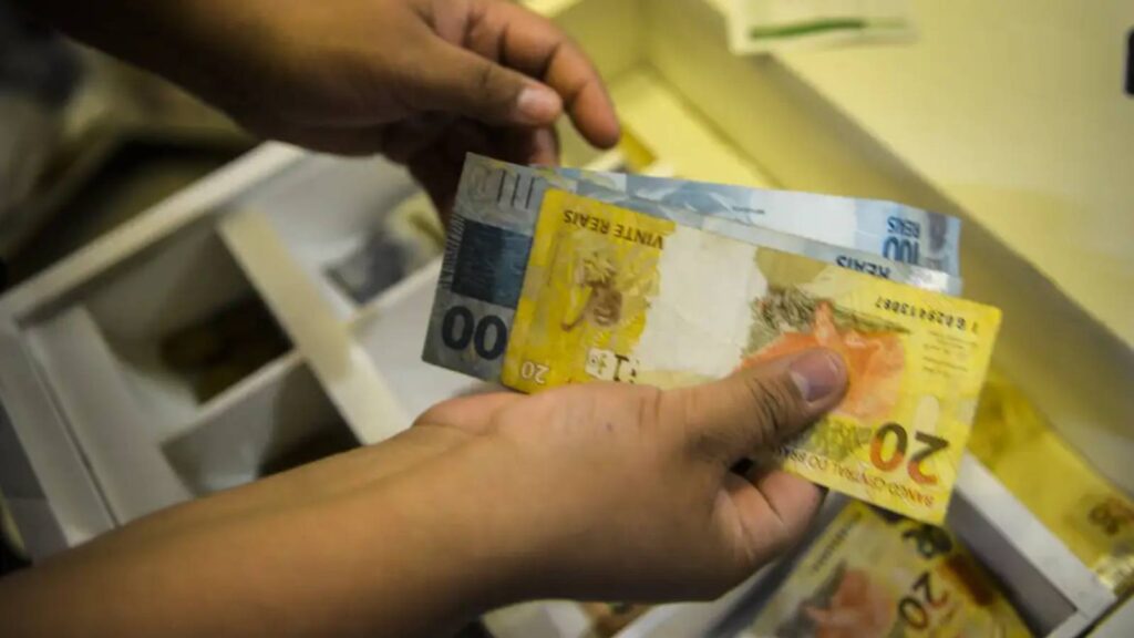 bc-brasileiros-tem-r-9-13-bi-em-valores-a-receber-consulta-no-site-do-bc-e-100-gratuita-foto-marcello-casal-jr-agencia-brasil-tvt-news
