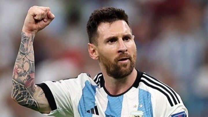 IFFHS coloca Messi no topo e Pelé em segundo lugar entre os maiores da história 2 iffhs-coloca-messi-no-topo-e-pele-em-segundo-lugar-entre-os-maiores-da-historia-ranking-causa-polemica-ao-colocar-messi-no-topo-dos-melhores-da-historia-imagem-hossein-zohrevand-via-wikimedia-commons-tvt-news