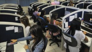 Da Redação 17 pec-do-fim-da-escala-6x1-continua-fora-da-pauta-da-camara-pec-6x1-ganhou-forca-em-2024-apos-pressao-de-trabalhadores-jose-cruz-agencia-brasil-tvt-news