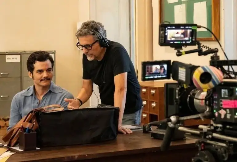 O Agente Secreto é premiado em Cannes 6 o-agente-secreto-e-premiado-em-cannes-premiados-em-cannes-kleber-mendonca-filho-e-melhor-diretor-e-wagner-moura-o-melhor-ator-foto-victor-juca-divulgacao-tvt-news