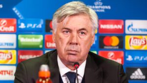 Considerado-um-dos-técnicos-mais-vitoriosos-da-história-do-futebol,-carlo--Ancelotti-chega-com-a-missão-de-comandar-o-Brasil-nas-Eliminatórias-da-Copa-do-Mundo-de-2026-e-buscar-o-inédito-hexacampeonato.-Foto:-Wikimedia-Commons-tvt-news