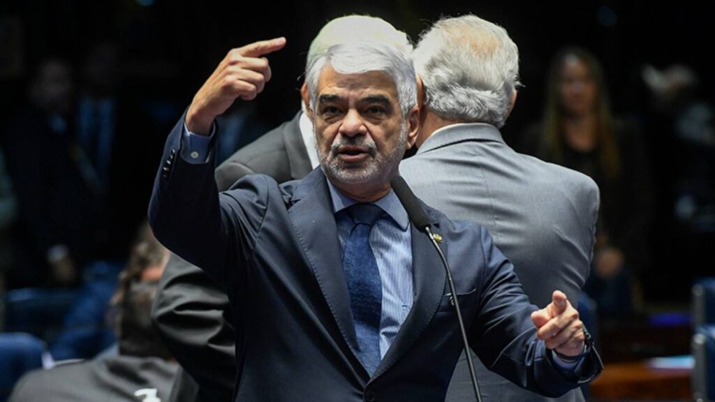 cotas-de-30-por-cento-para-negros-em-concursos-e-prazo-de-25-anos-vao-a-sancao-relator-do-projeto-humberto-costa-defendeu-texto-original-e-rejeitou-alteracoes-de-conteudo-feitas-pela-camara-foto-jefferson-rudy-agencia-senado-tvt-news