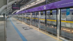 apos-morte-passageiro-linha-5-barreiras-trem-estacoes-da-linha-5-lilas-nao-tem-sensores-de-presenca-na-porta-de-seguranca-foto-wikimedia-commons