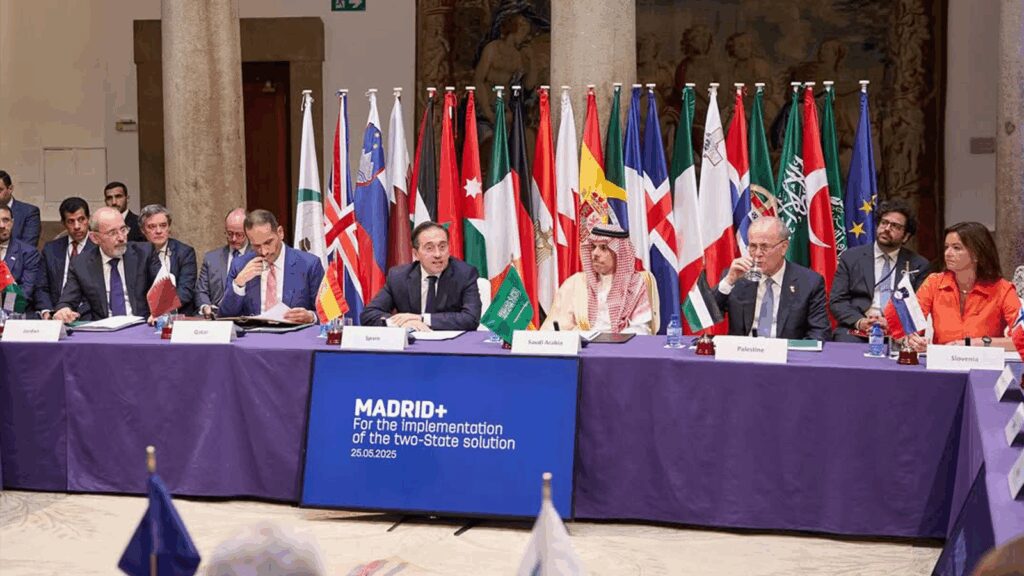 criacao-de-estado-palestino-e-discutido-por-20-paises-em-meio-a-bombardeios-reuniao-que-aconteceu-em-madri-e-preparacao-conferencia-internacional-sobre-o-tema-foto-relacoes-exteriores-da-espanha-reproducao-tvt-news