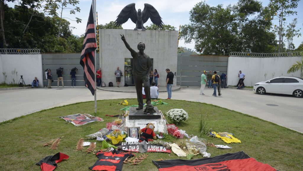 Fas-prestam-homenagem-aos-jogadores-vítimas-da-tragédia-no-Centro-de-Treinamento-do-Flamengo,-o-Ninho-do-Urubu-em-2019. Foto:-Tomaz-Silva-Agencia-Brasil.-tvt-news
