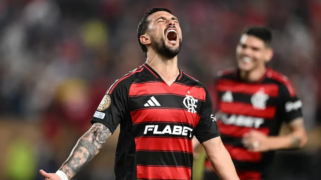 Mundial-de-clubes-Arrascaeta - abriu - o - placar - para - o - Flamengo - nesta - segunda-feira - (16). - Foto: - FIFA-TVT-NEWS