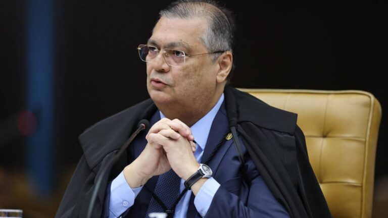 dino-e-a-favor-de-responsabilizar-redes-sociais-por-conteudos-ilegais-foto-ton-molina-stf-tvt-news