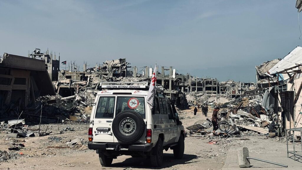 Gaza: dezenas de palestinos são massacrados em distribuição de alimentos 1 gaza-dezenas-de-palestinos-sao-massacrados-em-distribuicao-de-alimentos-dezenas-de-palestinos-massacrados-em-locais-de-distribuicao-de-alimentos-apoiados-pelos-eua-e-israel-imagem-msf-tvt-news