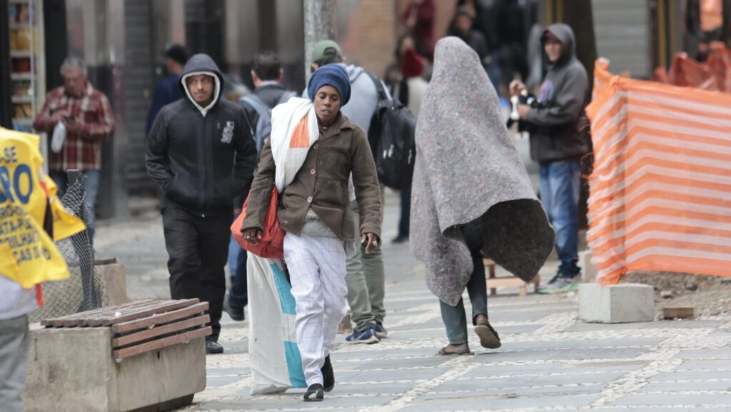 frio-serra-catarinense-tem-sensacao-de-29-c-negativos-baixa-temperatura-chega-a-capital-paulista-foto-paulo-pinto-agencia-brasil-tvt-news