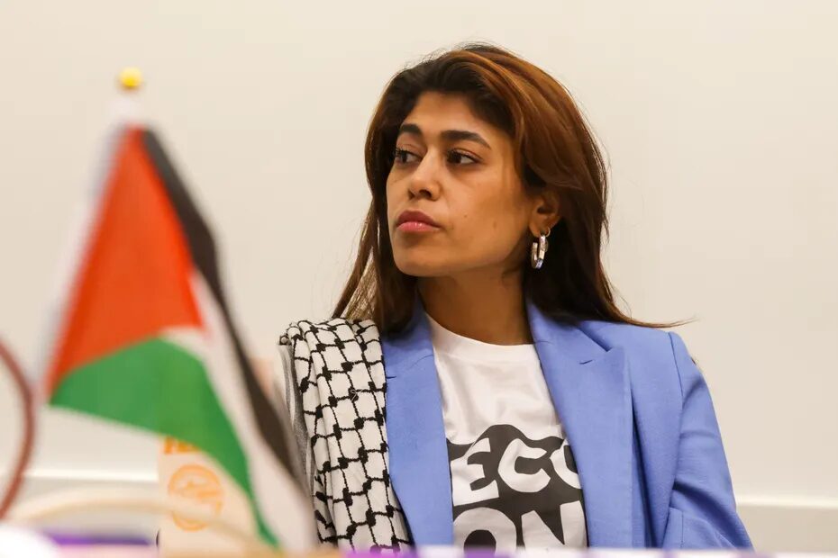 Flotilha pela Liberdade é interceptada por Israel: conheça os ativistas que estavam na missão 3 deputada-rima-hassan-david-brunet-maxppp-tvt-news