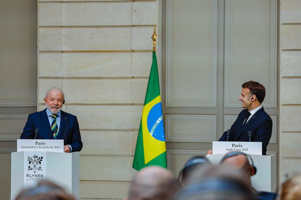 Lula e Macron: quase uma história de amor; veja novas fotos 6