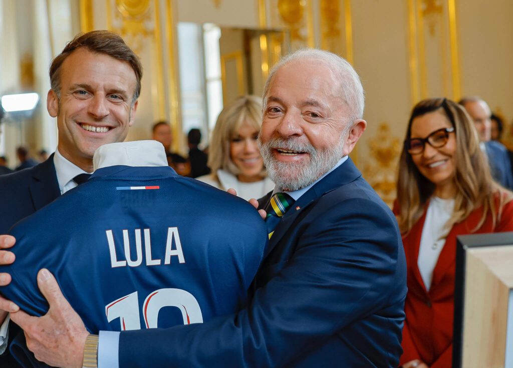 Lula e Macron: quase uma história de amor; veja novas fotos 5