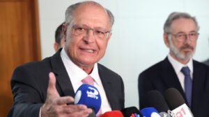TVTNews 26 alckmin-pix-sucesso-problema-real-tarifas-eua-trump-valter-campanato-agencia-brasil-tvt-news