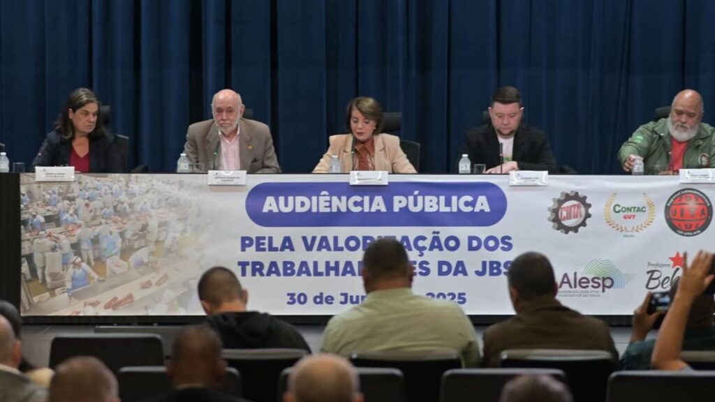 professora-bebel-denuncia-violacoes-trabalhistas-na-jbs-e-cobra-providencias-o-que-aconteceu-aqui-hoje-foi-dar-voz-a-quem-sofre-calado-todos-os-dias-disse-a-deputada-foto-divulgacao-tvt-news