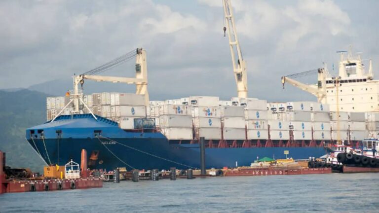 para-camaras-de-comercio-tarifa-de-50-afeta-economia-norte-americana-mais-de-6-5-mil-pequenas-empresas-nos-eua-dependem-de-produtos-do-brasil-foto-banco-mundial-divulgacao-tvt-news