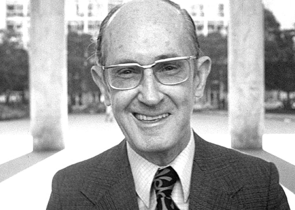 dia-do-escritor-carlos-drummond-de-andrade-tvt-news