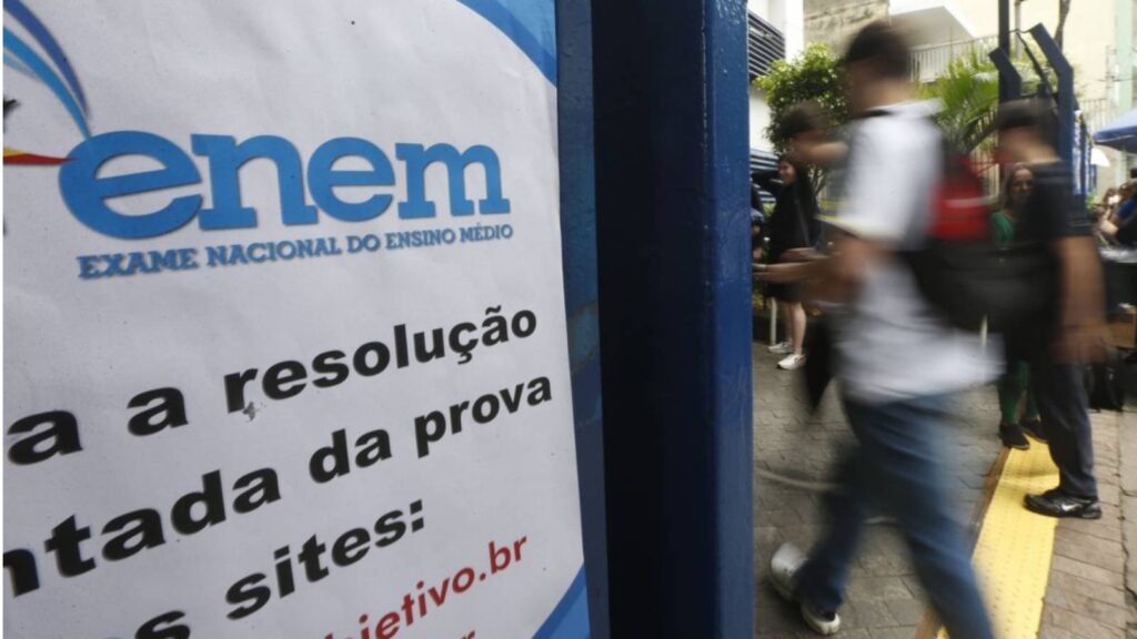 terminam-nesta-sexta-inscricoes-do-fies-para-o-2-semestre-neste-ano-o-mec-oferece-112-168-vagas-para-o-fies-foto-paulo-pinto-agenciabrasil-tvt-news