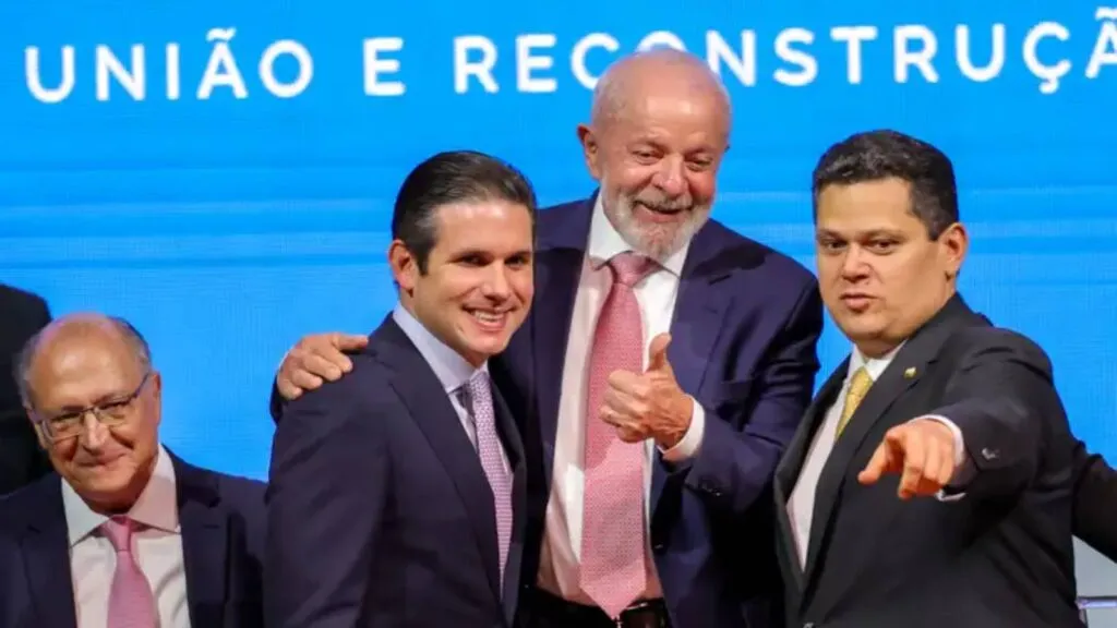 lula-vira-o-jogo-e-congresso-acumula-criticas-nas-redes-sociais-hugo-motta-republicanos-pb-e-o-principal-alvo-das-criticas-foto-fabio-rodrigues-pozzebom-agenciabrasil-tvt-news