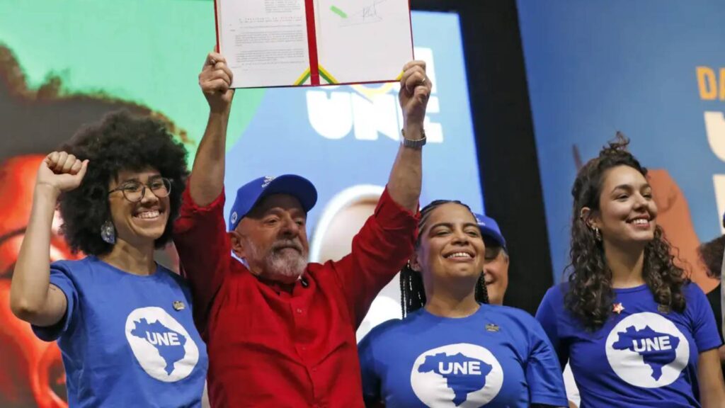 lula-diz-que-vai-taxar-big-techs-dos-estados-unidos-nao-e-um-gringo-que-vai-dar-ordem-a-esse-presidente-disse-lula-foto-bruno-peres-abr-tvt-news