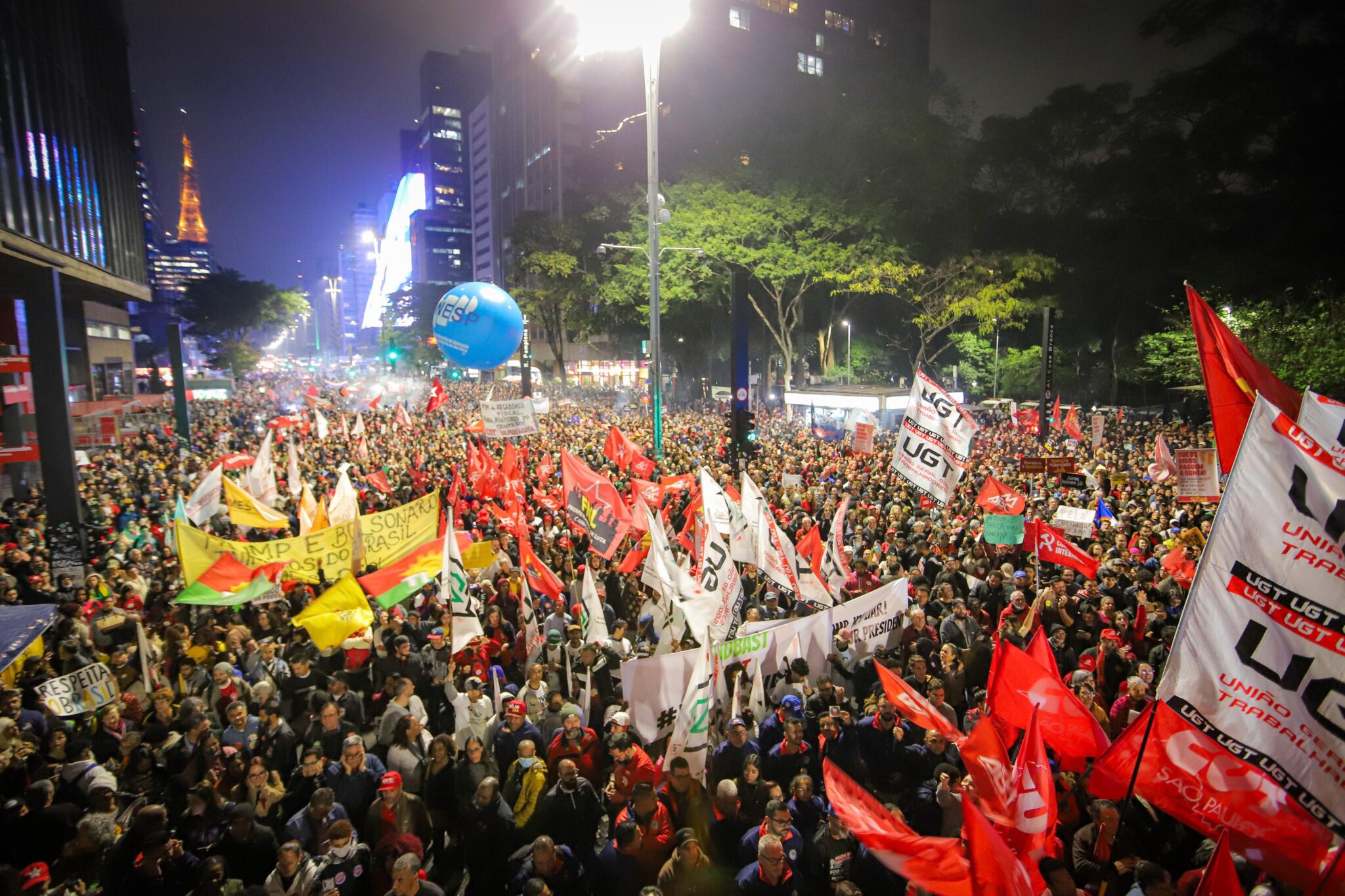 trabalhadores-manifestacao-avenida-paulista-contra-6x1-super-ricos-centrao-e-trump-foto-adonis-guerra-tvt-news