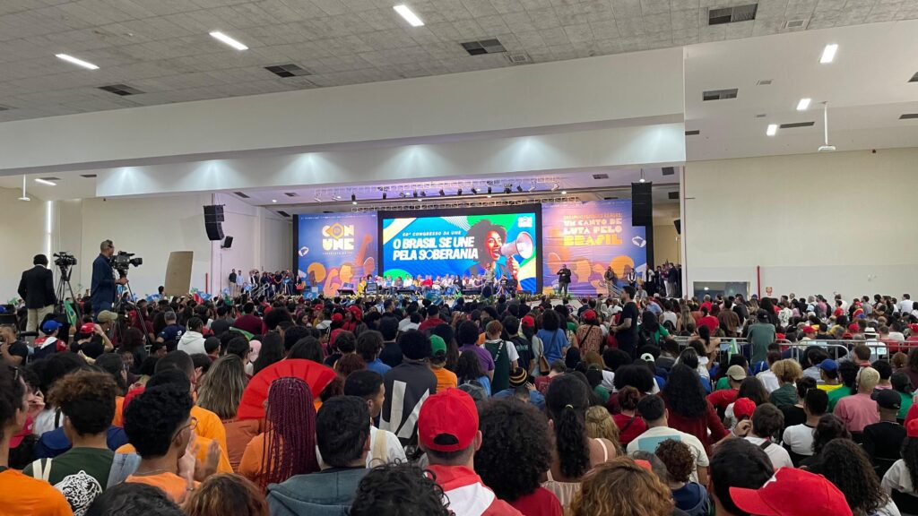 Congresso da UNE: Lula sanciona lei que amplia assistência estudantil 2 congresso-une-lula-lei-assistencia-estudantil-durante-o-congresso-e-eleita-a-nova-diretoria-da-une-foto-roberth-becker-arquivo-pessoal-tvt-news