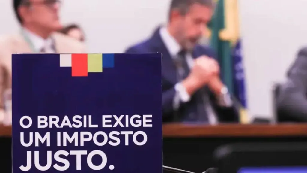 comissao-da-camara-aprova-isencao-do-ir-para-quem-ganha-ate-r-5-mil-quem-ganha-pouco-vai-pagar-nada-e-quem-ganha-muito-vai-pagar-um-pouquinho-a-mais-diz-presidente-da-comissao-foto-lula-marques-abr-tvt-news