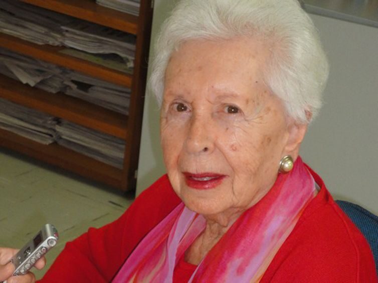 100 anos de Clara Charf: defesa da democracia marca trajetória de luta 6 Clara Charf