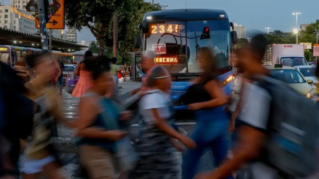 desemprego-cai-para-5-8%-pela-1ª-vez-no-brasil-dados-divulgados-nesta-quinta-feira-(31)-apresentam-recordes-foto-fernando-frazao-agencia-brasil-tvt-news