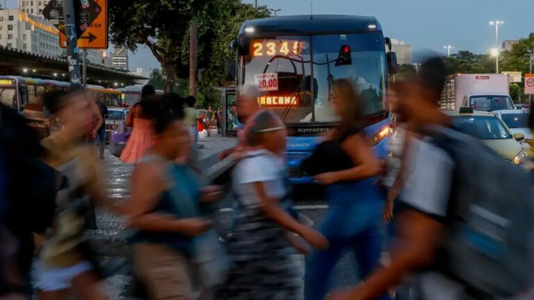 desemprego-cai-para-5-8%-pela-1ª-vez-no-brasil-dados-divulgados-nesta-quinta-feira-(31)-apresentam-recordes-foto-fernando-frazao-agencia-brasil-tvt-news