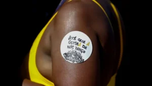 TVTNews 24 25-de-julho-e-o-dia-da-mulher-negra-latino-americana-na-10a-marcha-das-mulheres-negras-do-rj-as-mulheres-negras-marcham-contra-o-racismo-e-pelo-bem-viver-foto-tania-rego-agencia-brasil-tvt-news