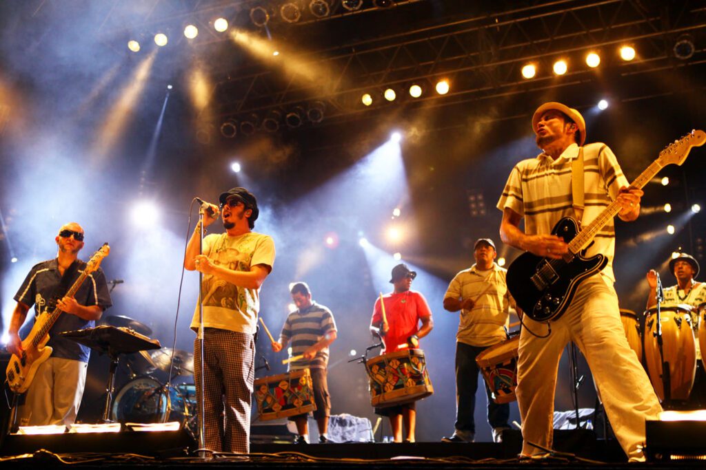 dia-mundial-rock-genero-moldou-geracoes-estrelas-brilharam-rock-nacional-daniela-nader-tvt-news